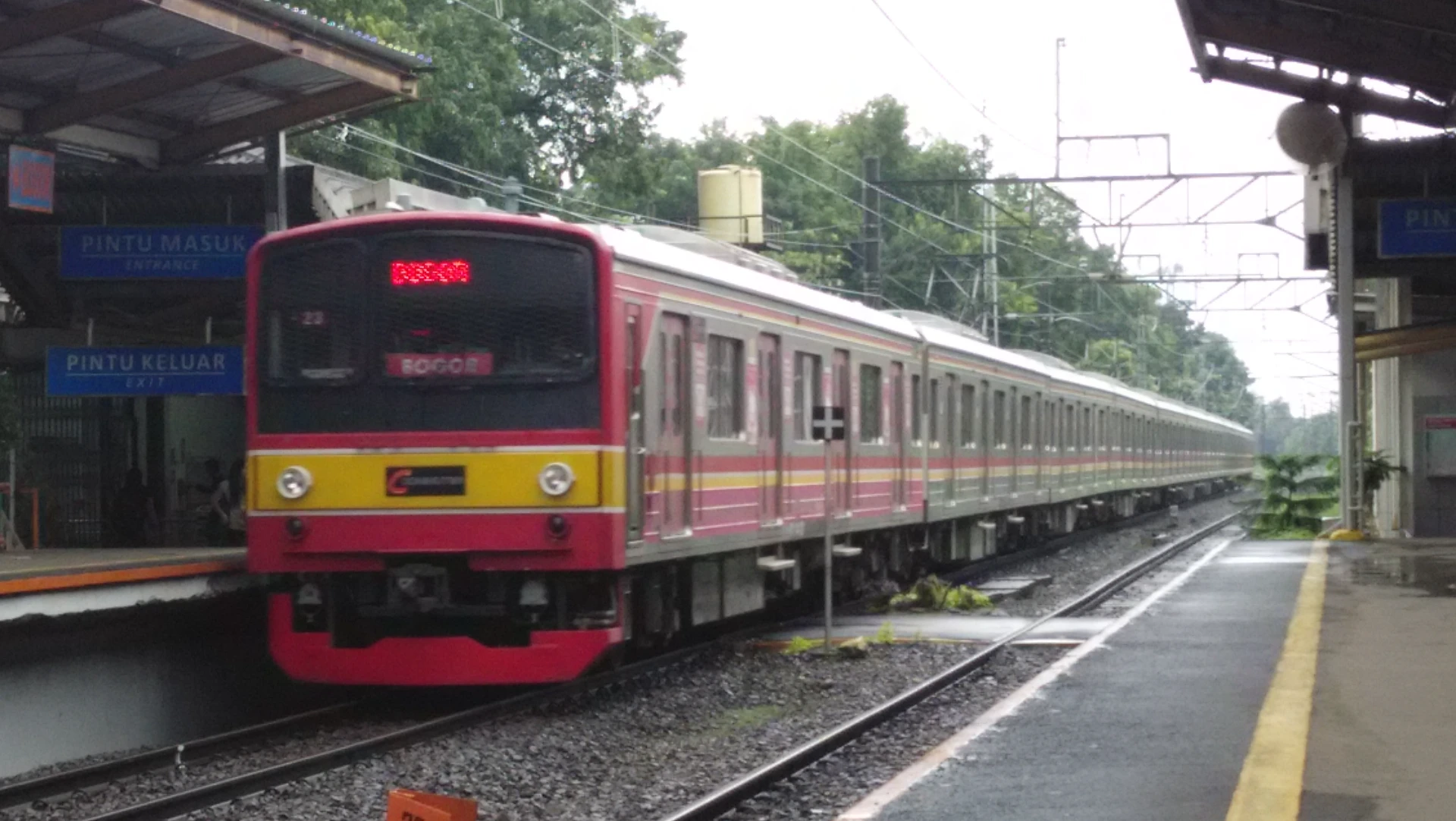 Stasiun KRL Universitas Pancasila